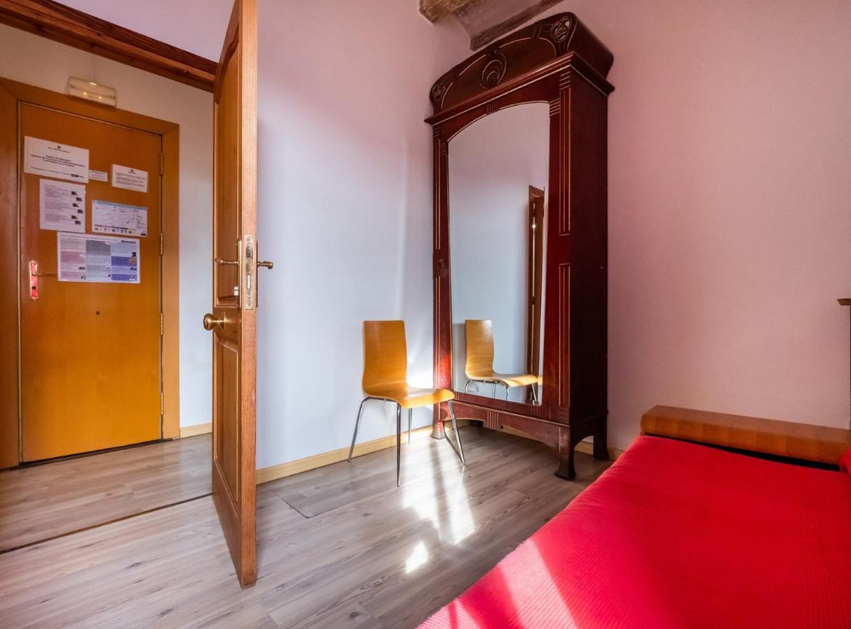 Apartamentos El Pintor برشلونة المظهر الخارجي الصورة